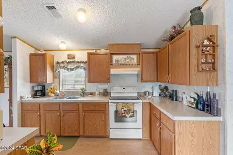 4905 Tiger Trl, Chipley, FL 32428 photo 12