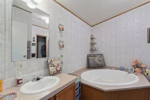4905 Tiger Trl, Chipley, FL 32428 photo 19