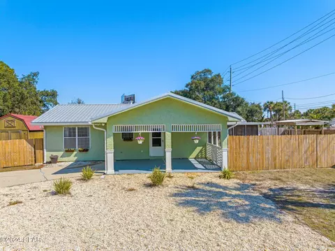 2419 Beech St, Panama City Beach, FL 32408