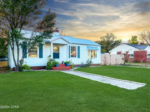 1108 Garrison Ave, Port Saint Joe, FL 32456