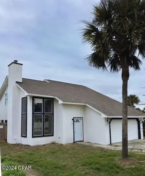 4014 Holiday Dr, Panama City Beach, FL 32408