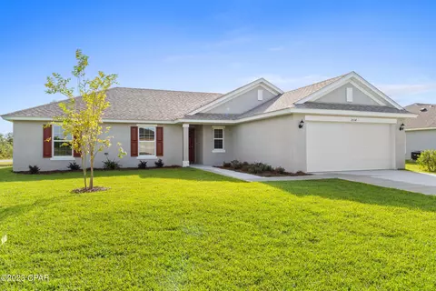 2034 Coachman Dr, Chipley, FL 32428 photo 1