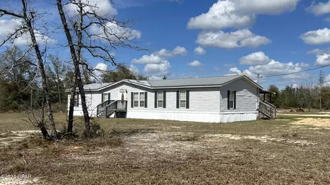 676 Rabbit Run Rd, Youngstown, FL 32466