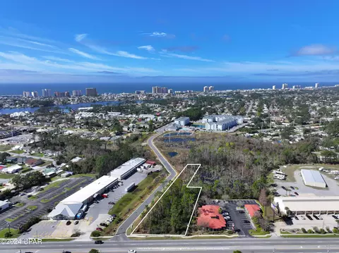 2204 Thomas Dr, Panama City Beach, FL 32408