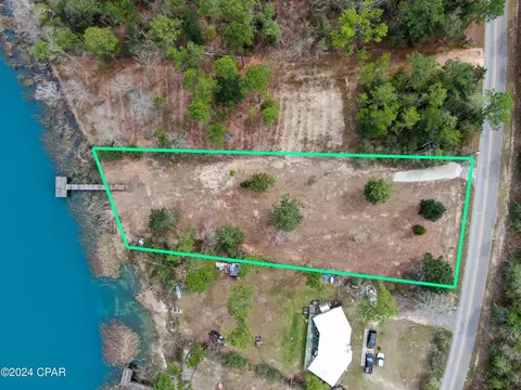 144 S Silver, Marianna, FL 32448