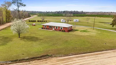 2893 Cumbaa Rd, Cottondale, FL 32431