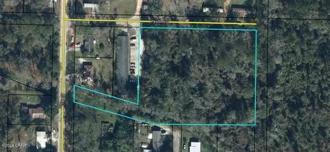 000 Plum Cir, Chipley, FL 32428