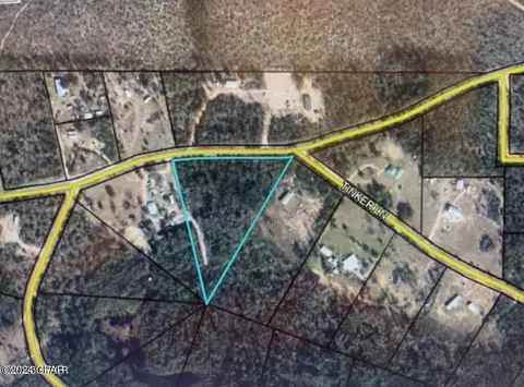 595 Quail Hollow Blvd, Chipley, FL 32428
