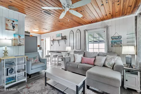 301 305 Twin Lakes Dr, Panama City Beach, FL 32413