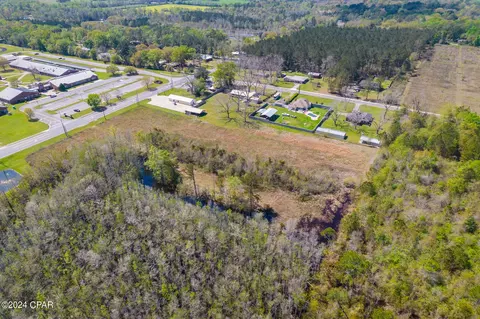 000 Brickyard Rd, Chipley, FL 32428 photo 2