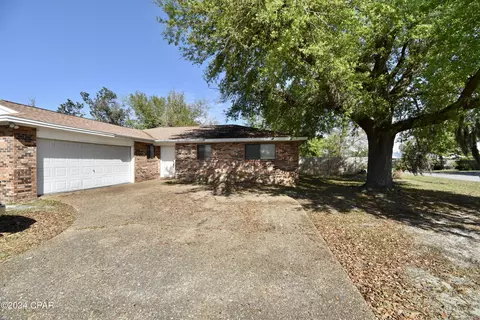 1619 Maine Ave, Lynn Haven, FL 32444