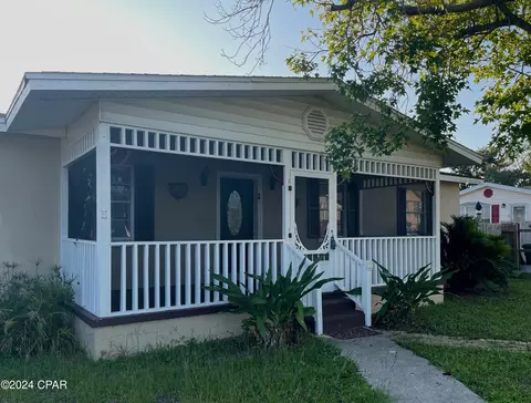 160 Evergreen St, Panama City Beach, FL 32407