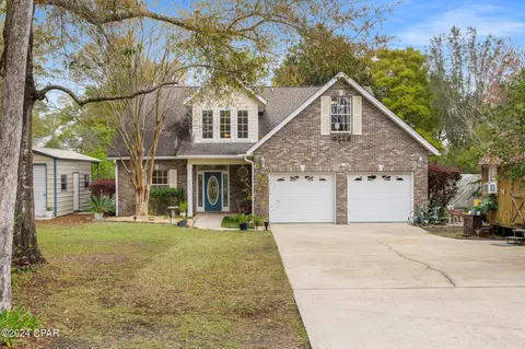 4373 Leisure Lakes Dr, Chipley, FL 32428