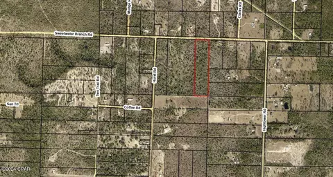 000 Sweetwater Branch Rd, Fountain, FL 32438