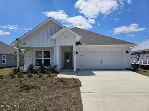 4865 Sweetspire Dr, Panama City, FL 32404
