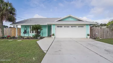 9211 Faith Ln, Panama City Beach, FL 32407