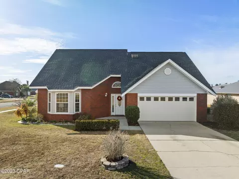 4001 Leeann Cir, Panama City, FL 32405