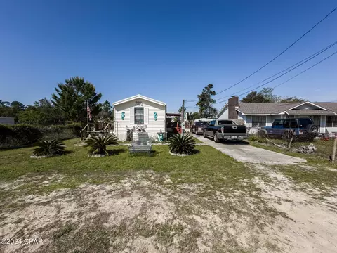 128 N Wells St, Panama City Beach, FL 32413