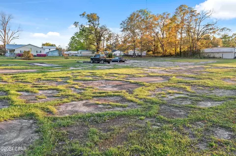 1399 Jackson Ave, Chipley, FL 32428 photo 6