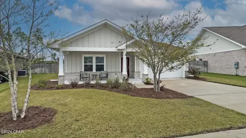 114 Drews Ln, Panama City, FL 32405