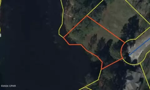 000 Holley Ln, Defuniak Springs, FL 32435