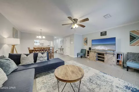2704 W 12th St #B, Panama City, FL 32401