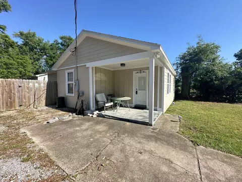 1202 Clay Ave, Panama City, FL 32401