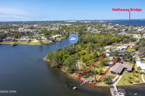 3719 Shoreline Cir, Panama City, FL 32405