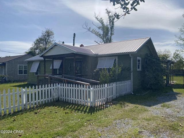 1541 N Oak Ave, Panama City, FL 32405