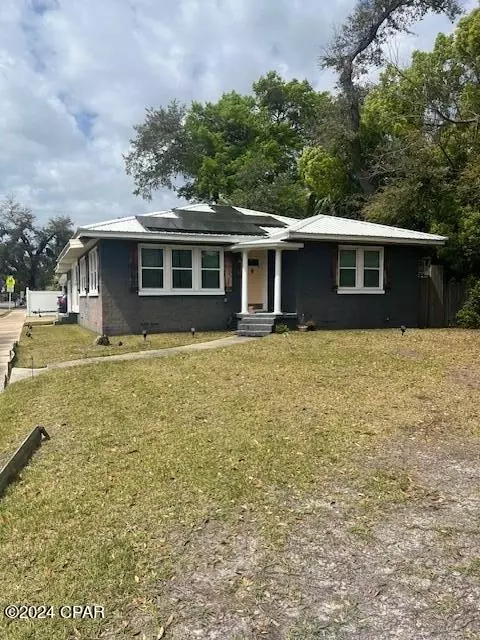225 N Cove Blvd, Panama City, FL 32401