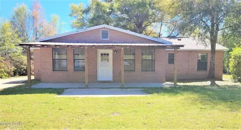6157 Garden City Rd, Crestview, FL 32539