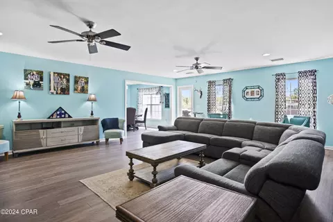 15591 State Road 20, Bristol, FL 32321