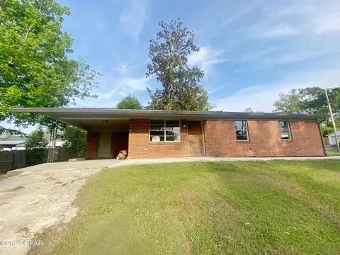 4280 Hospital Dr, Marianna, FL 32446