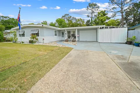 206 Carolyn Ave, Panama City Beach, FL 32407