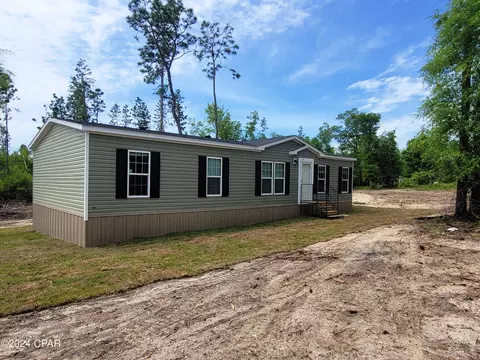 2743 Gardenview Rd, Alford, FL 32420