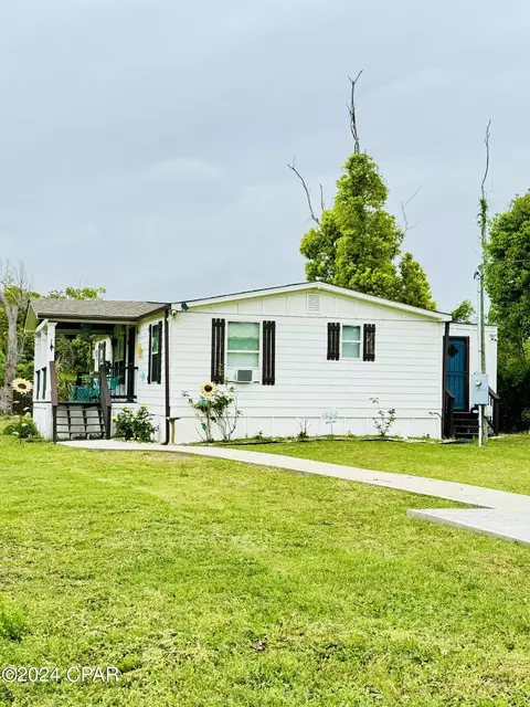 713 E 11th Ct, Panama City, FL 32401