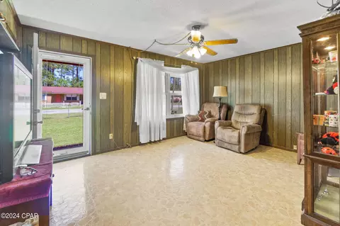 1237 Grace Ave, Chipley, FL 32428 photo 2