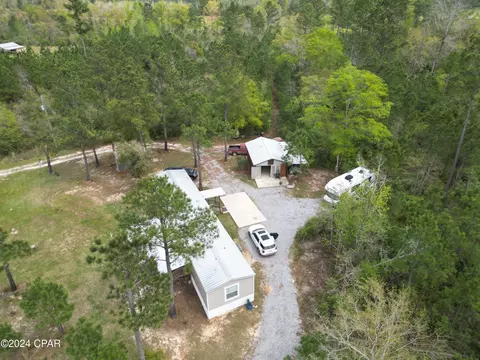 2437 Gilberts Mill Rd, Chipley, FL 32428 photo 3