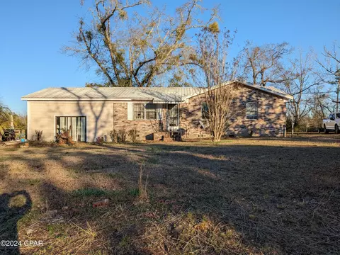 1910 Bonnies Ln, Cottondale, FL 32431