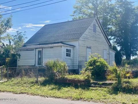 635 Harmon Ave, Panama City, FL 32401