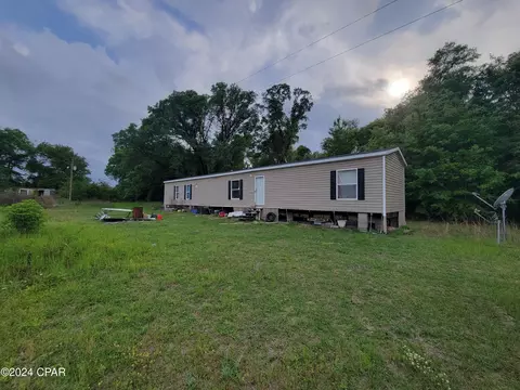 5319 8th Ave, Malone, FL 32445 photo 5