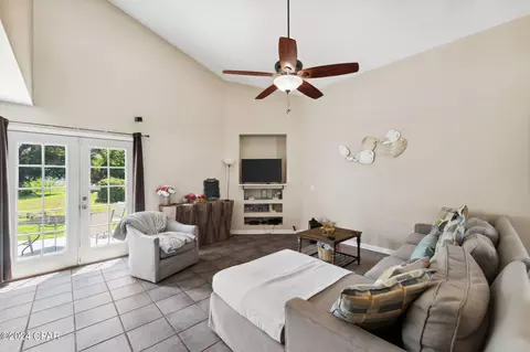 2101 Pebble Beach Pl, Panama City Beach, FL 32408
