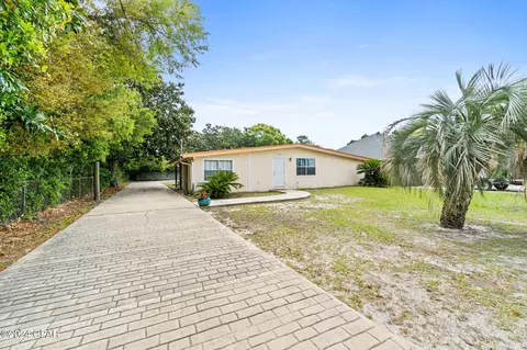 118 Henry Ave, Panama City Beach, FL 32413