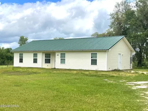 3416 Lovewood Rd, Marianna, FL 32446