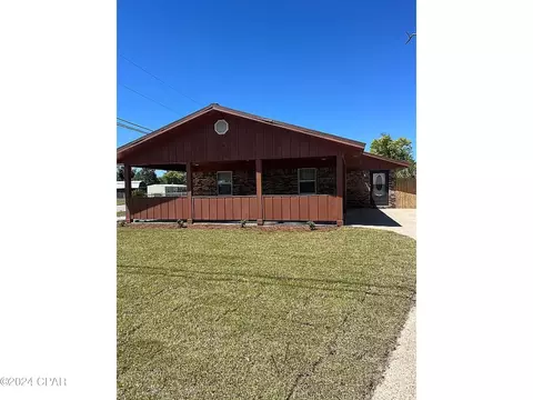 1220 Minnesota Ave, Lynn Haven, FL 32444