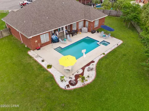105 Heritage Ct, Lynn Haven, FL 32444