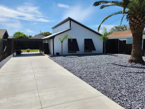 304 Petrel St, Panama City Beach, FL 32413