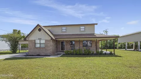 206 Hill Dr, Panama City, FL 32404