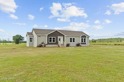 1763 Bedie Rd, Chipley, FL 32428
