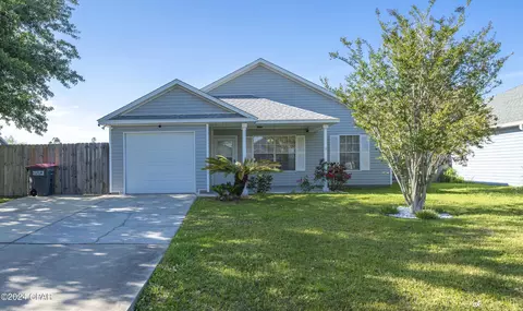7223 S Lake Joanna Dr, Panama City, FL 32404